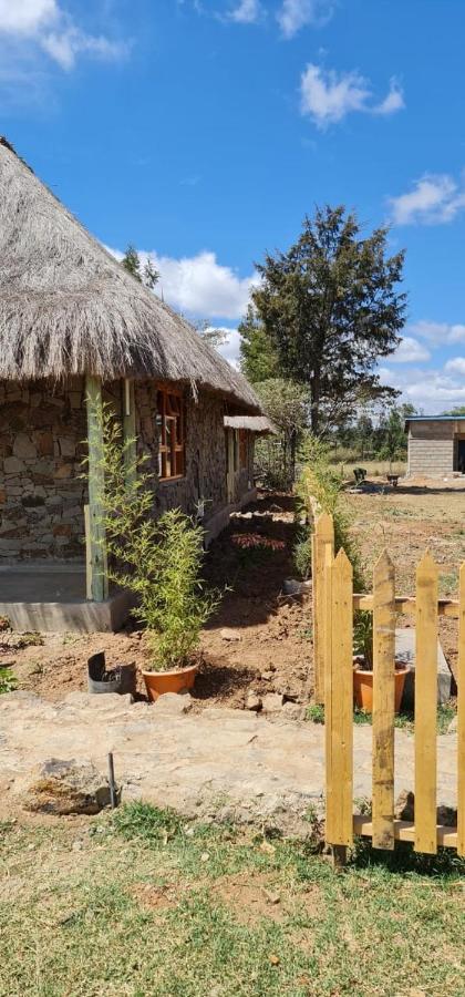 Le Tai Village Resort Near Solio Game Reserve Mweiga 外观 照片