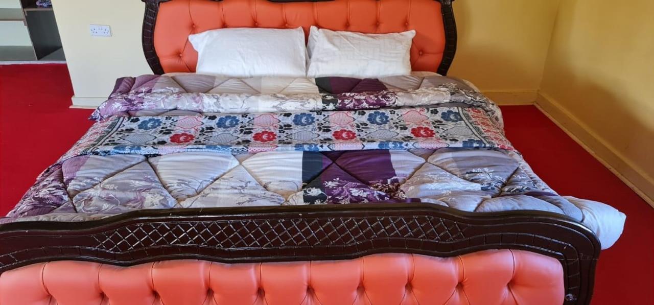Le Tai Village Resort Near Solio Game Reserve Mweiga 外观 照片
